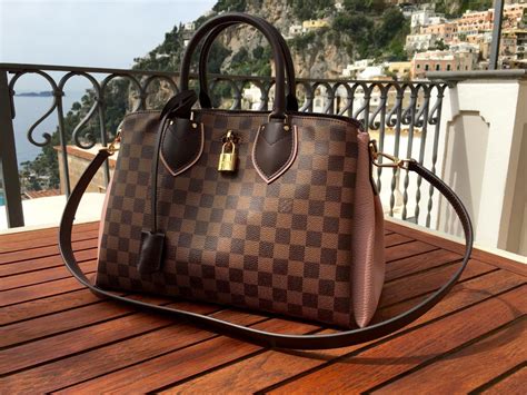 fake lv luggage|louis vuitton bag scam.